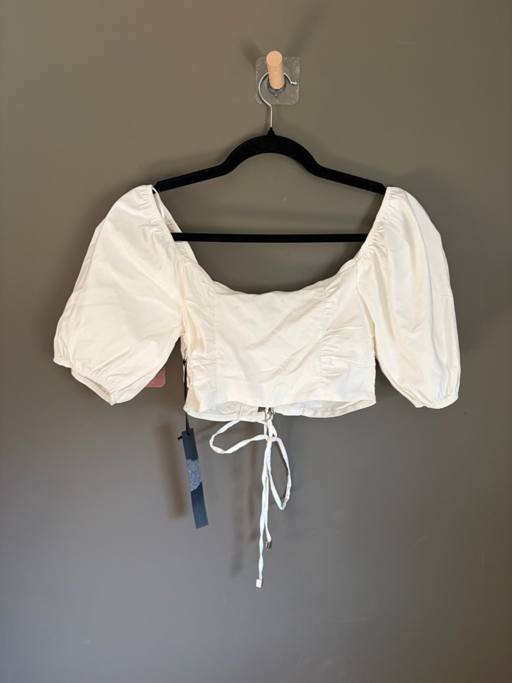 NWT White Lace-Up Puff Sleeve Crop Top - Picture 2 of 5